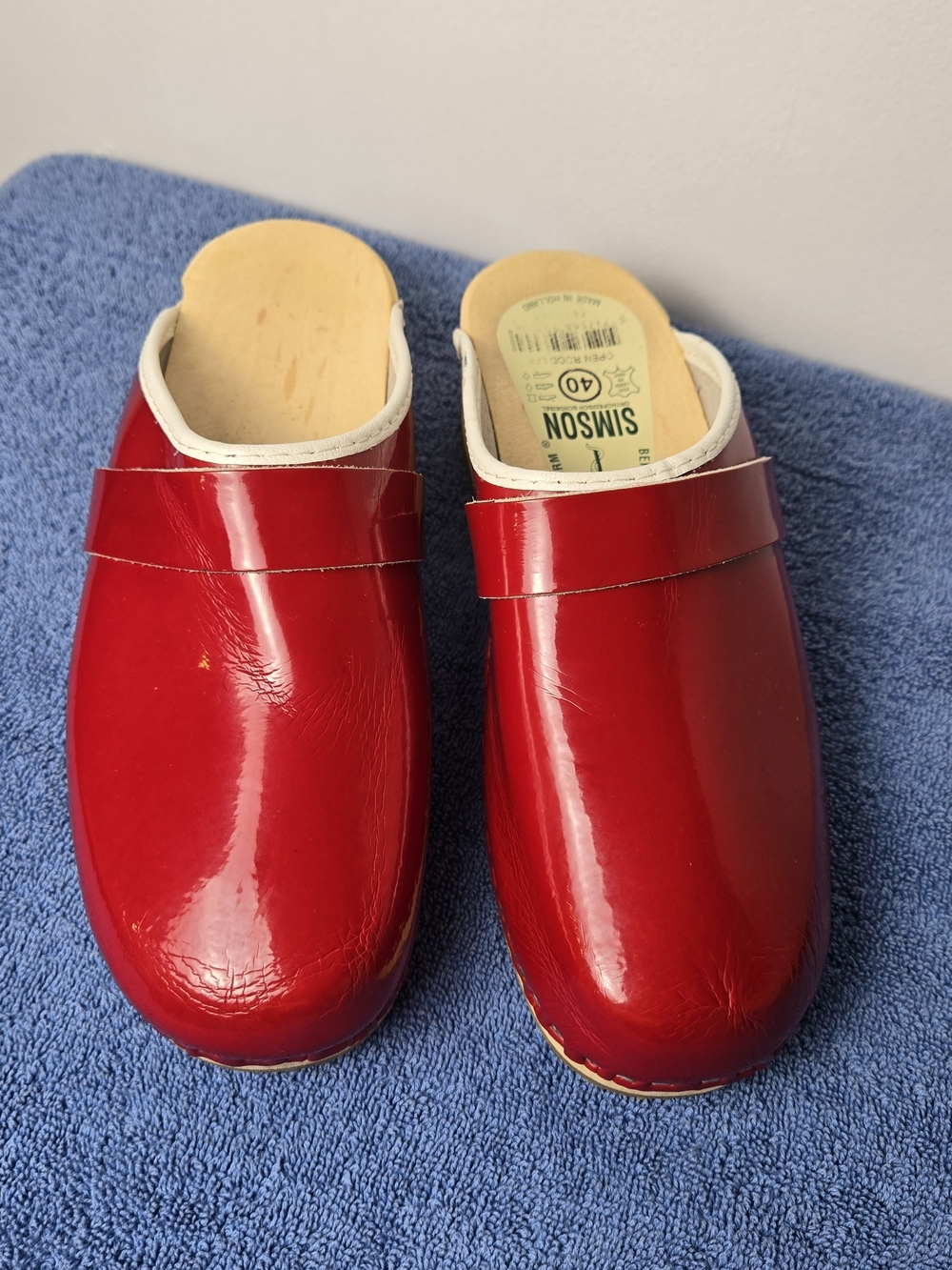 Red Patent Leather Slip-On Clogs Size US 9
